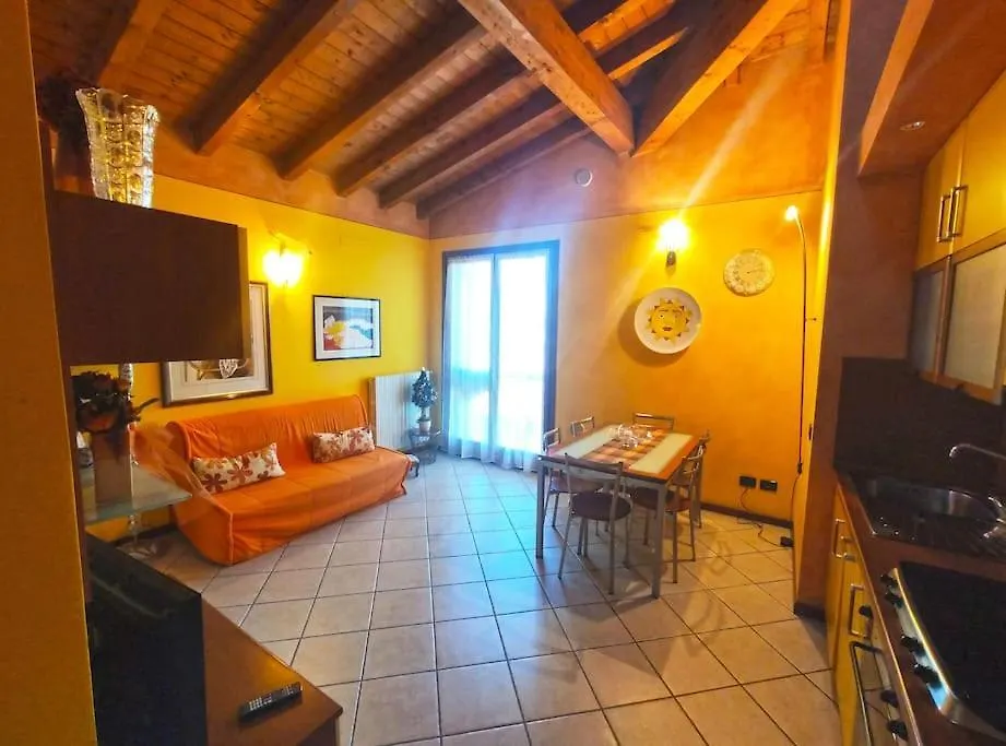 Casa Di Michela A Sirmione Con Piscina Apartment Italy