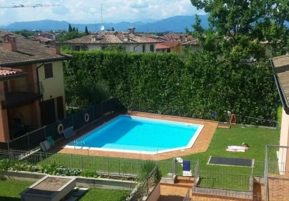 Casa Di Michela A Sirmione Con Piscina Apartment