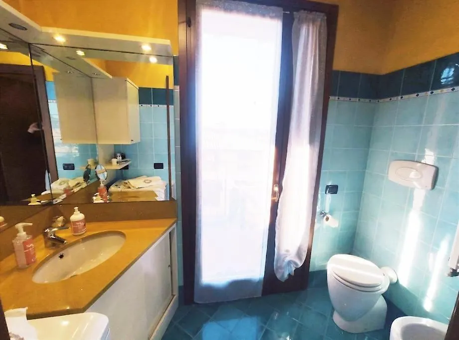 Casa Di Michela A Sirmione Con Piscina Apartment